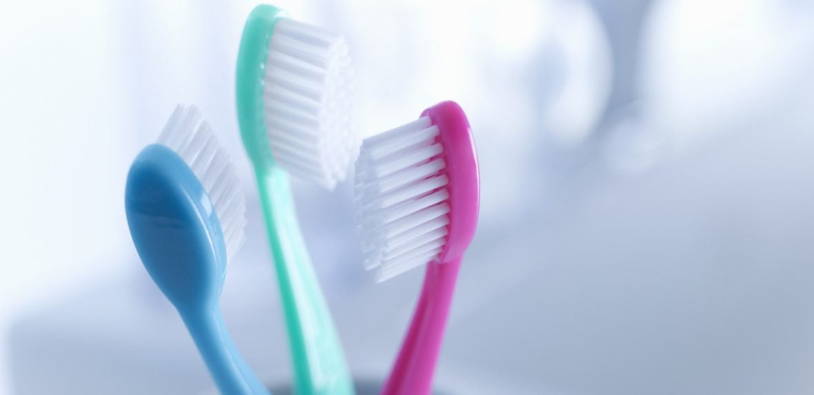 ضدعفونی کردن مسواک