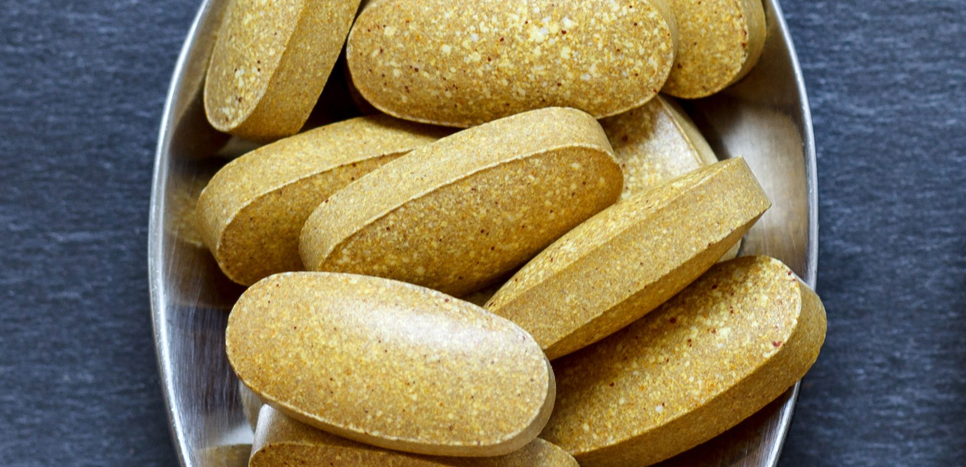 قرص های مکمل ویتامین