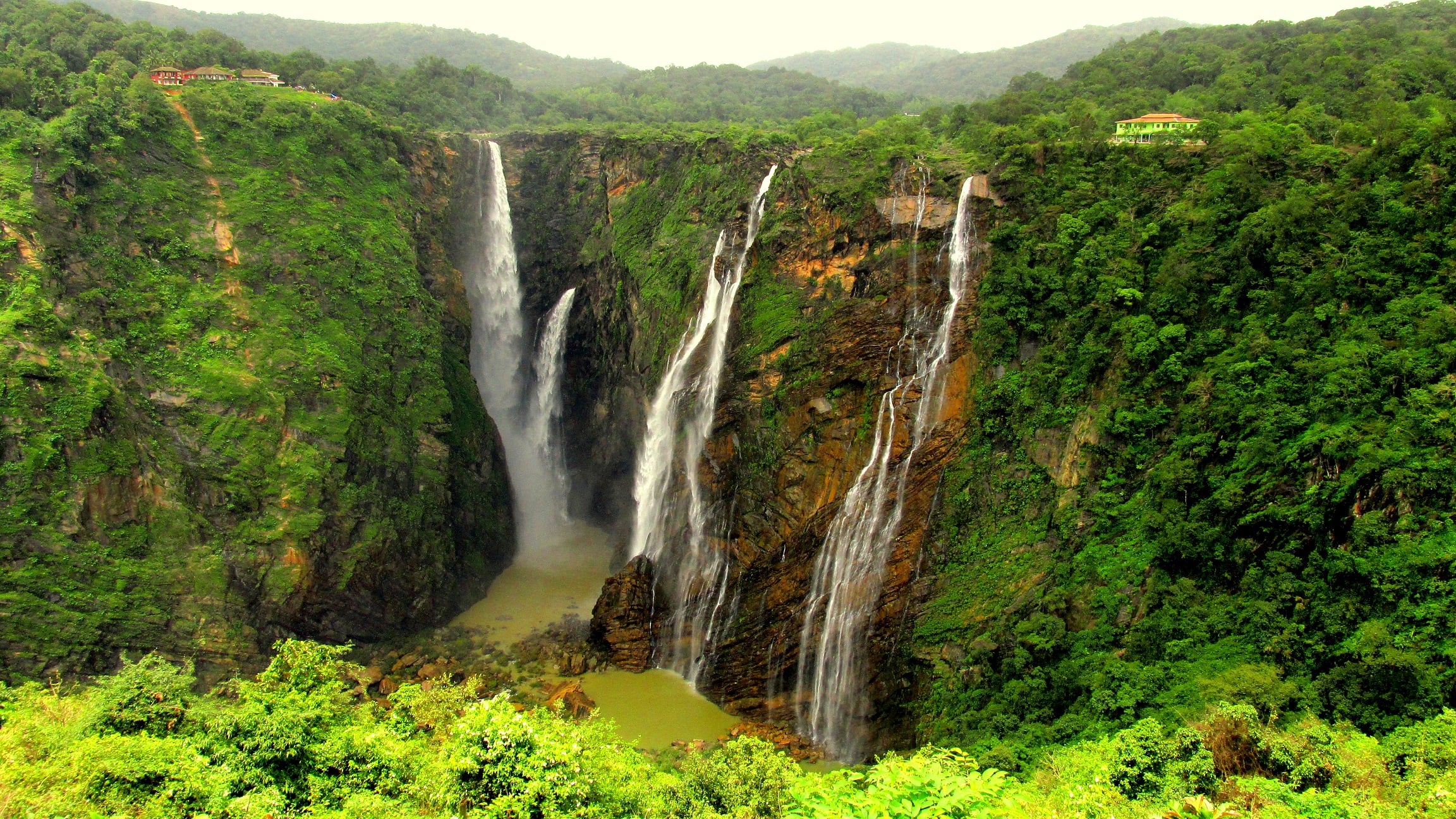 معرفی زیباترین آبشارهای جهان که باید حتماً از آن‌ها دیدن نمایید