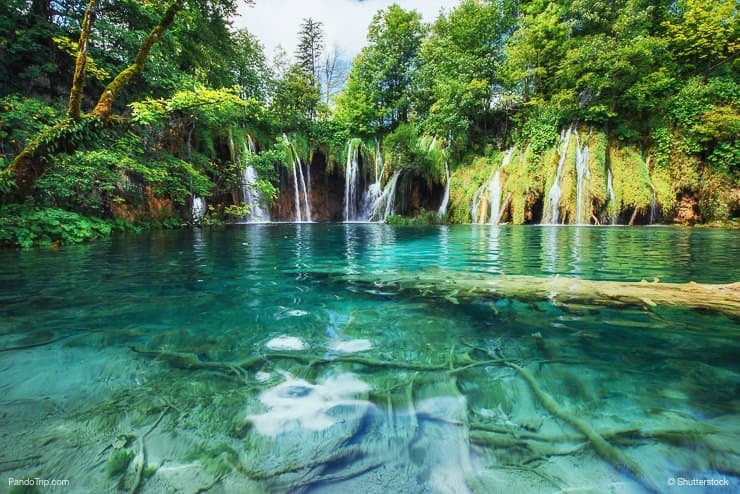 آبشار Plitvice در کرواسی