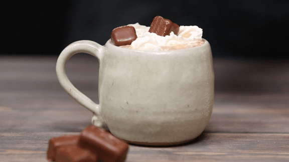 شکلات داغ (هات چاکلت)