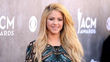 تخلف مالیاتی شکیرا