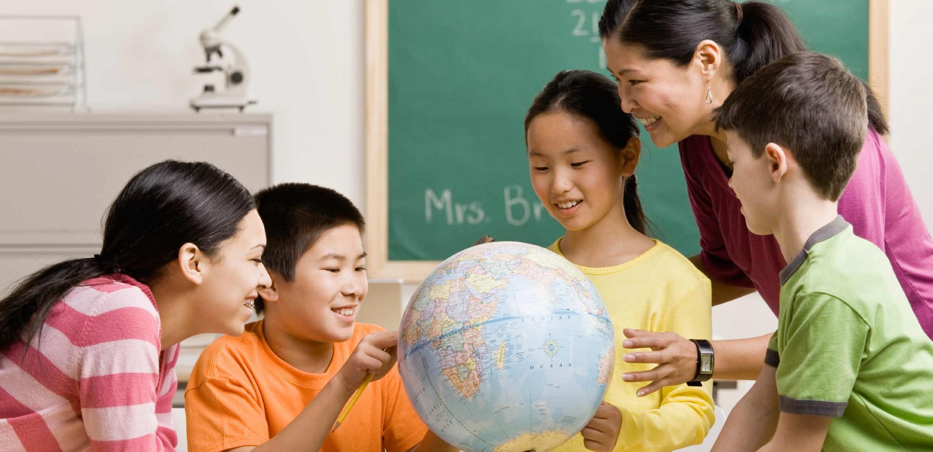 معلمان و دانش‌‌آموزان