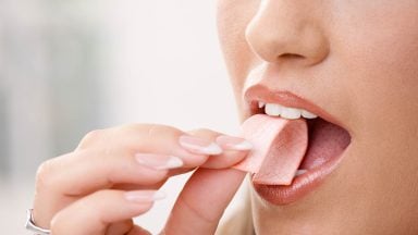 آدامس جویدن