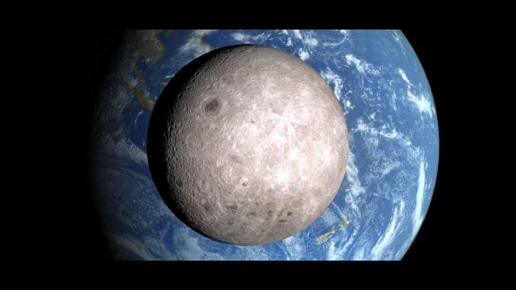 نیمه‌ی پنهان ماه