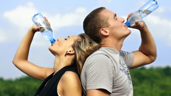 علائم کم آبی بدن