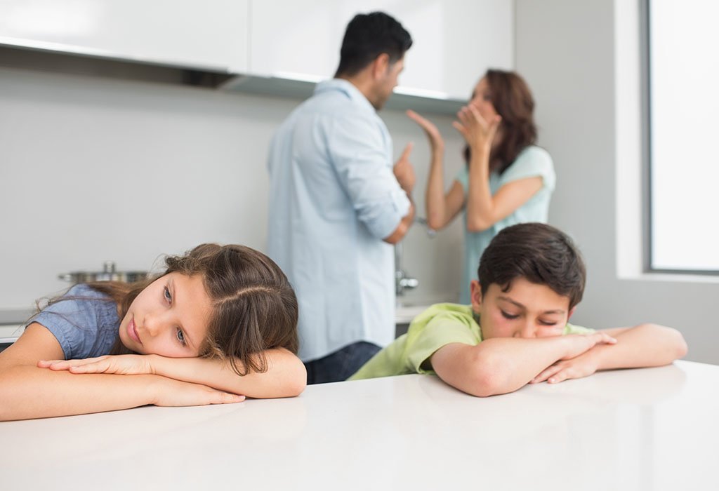 خانواده‌ها بخوانند: تأثیرات طلاق بر فرزندان چیست و چگونه می‌توان آن را کنترل کرد؟