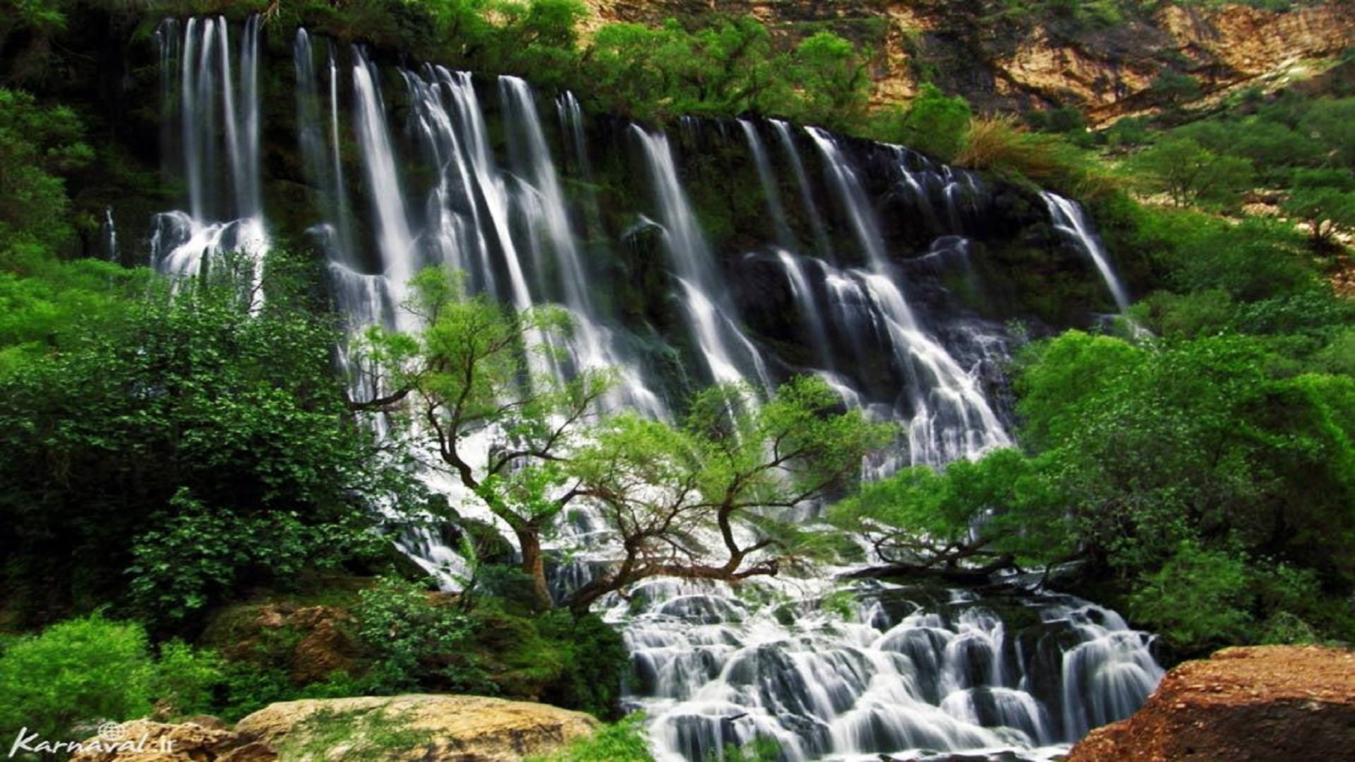 آبشار شوی بزرگترین آبشار طبیعی ایران و خاورمیانه
