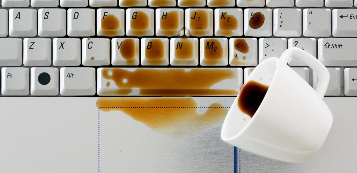 خیس شدن لپ تاپ