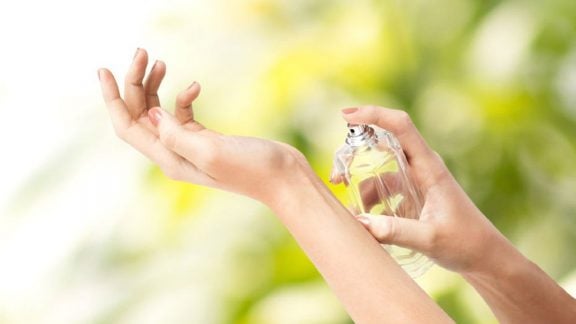 بهترین عطرهای زنانه پاییزی در فصل جدیدی از 2019 را بشناسید