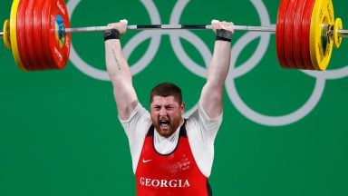 رکورد وزنهبرداری