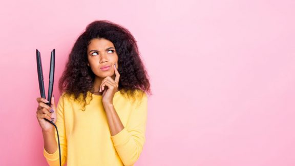 صاف کردن موهای مرطوب