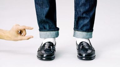تا زدن پاچههای شلوار جین