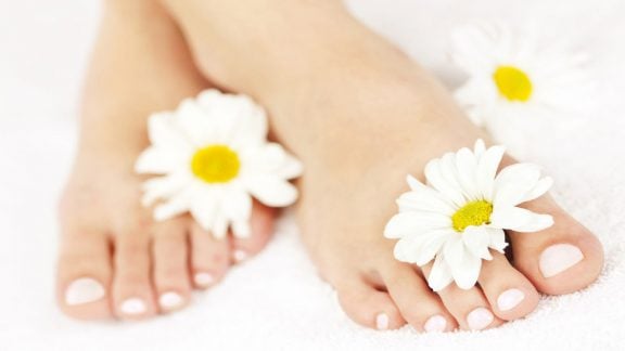 معضل پاهای بدبو