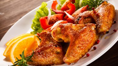 10 دلیل رایج خراب کردن خوراک مرغ