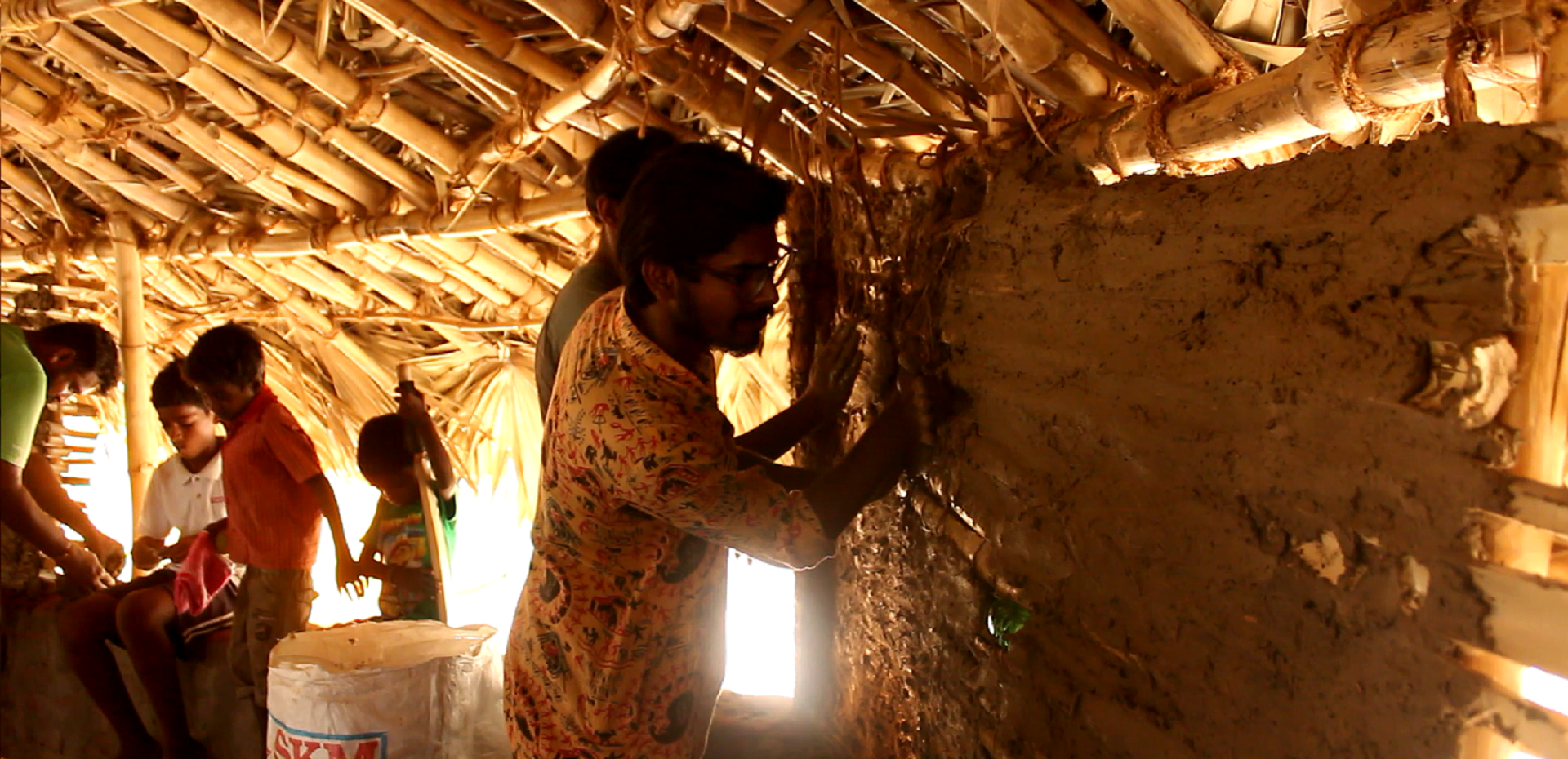 ساخت خانه با تخم مرغ