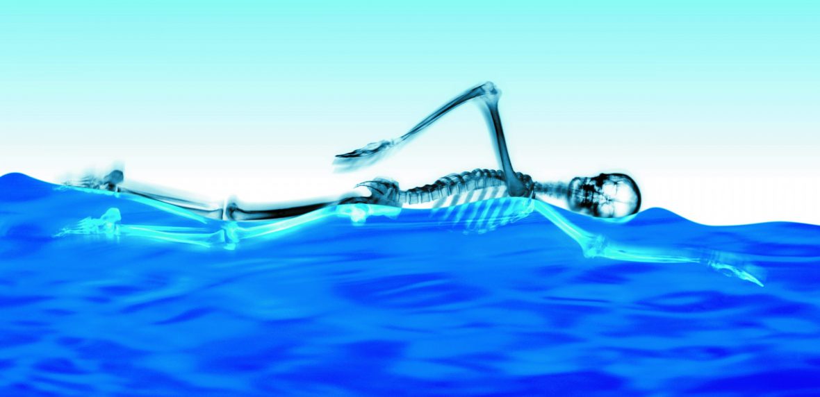 10 مورد از مزایای شنا کردن