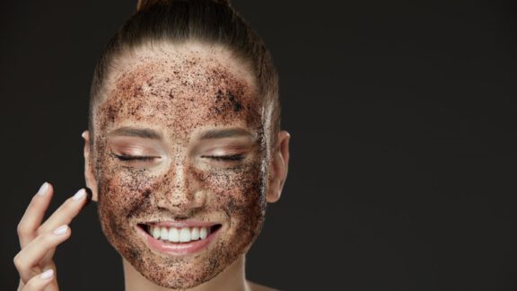 تاثیر قهوه بر پوست