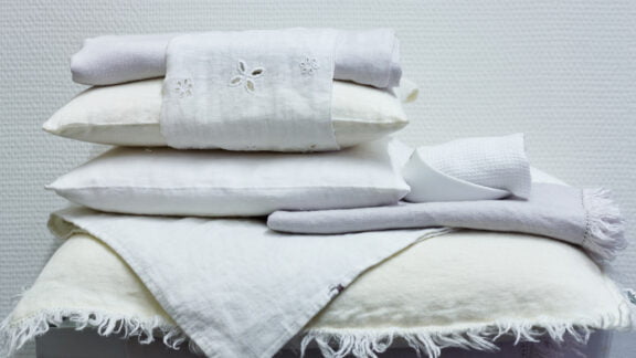پارچه‌های کتانی برای سرویس خواب
