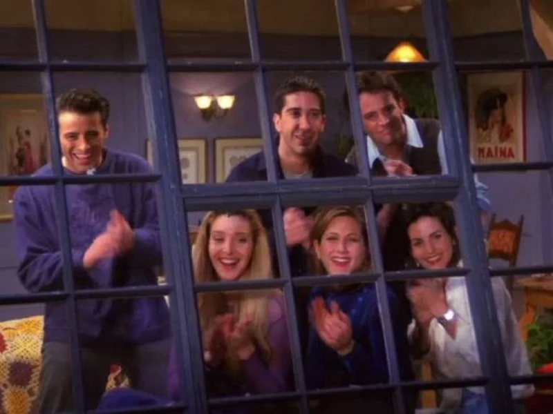 20. کلمه «فرندز» (Friends) در تمامی قسمت‌های سریال Friends گفته می‌شود.
