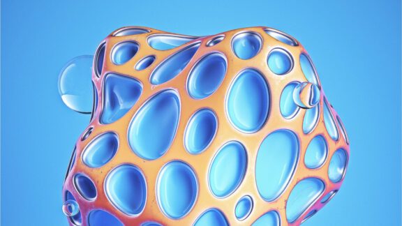 مش ورونوی روی کلاه ایمنی دوچرخه‌سواری