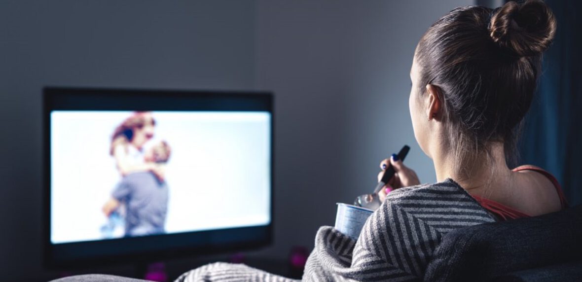 تماشای تلویزیون