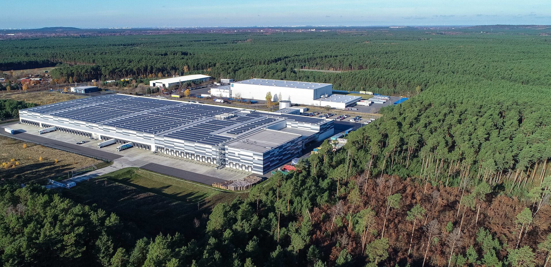 کارخانه تسلا