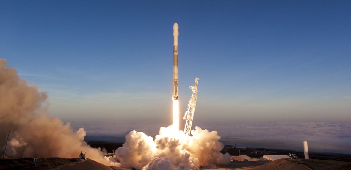 کپسول کرو دراگون اسپیس ایکس