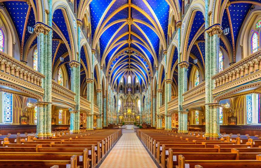 با 15 مورد از زیباترین کلیساهای جامع جهان و معماری بی‌نظیر آن‌ها آشنا شوید