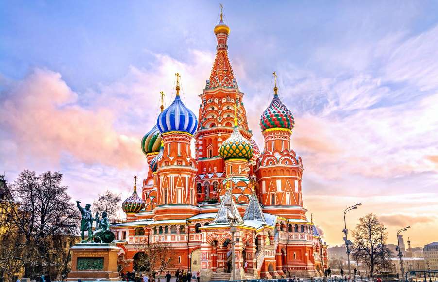 زیباترین کلیساهای جامع جهان - 4. St. Basil، مسکو، روسیه