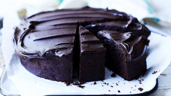 دستور تهیه کیک شکلاتی بدون آرد