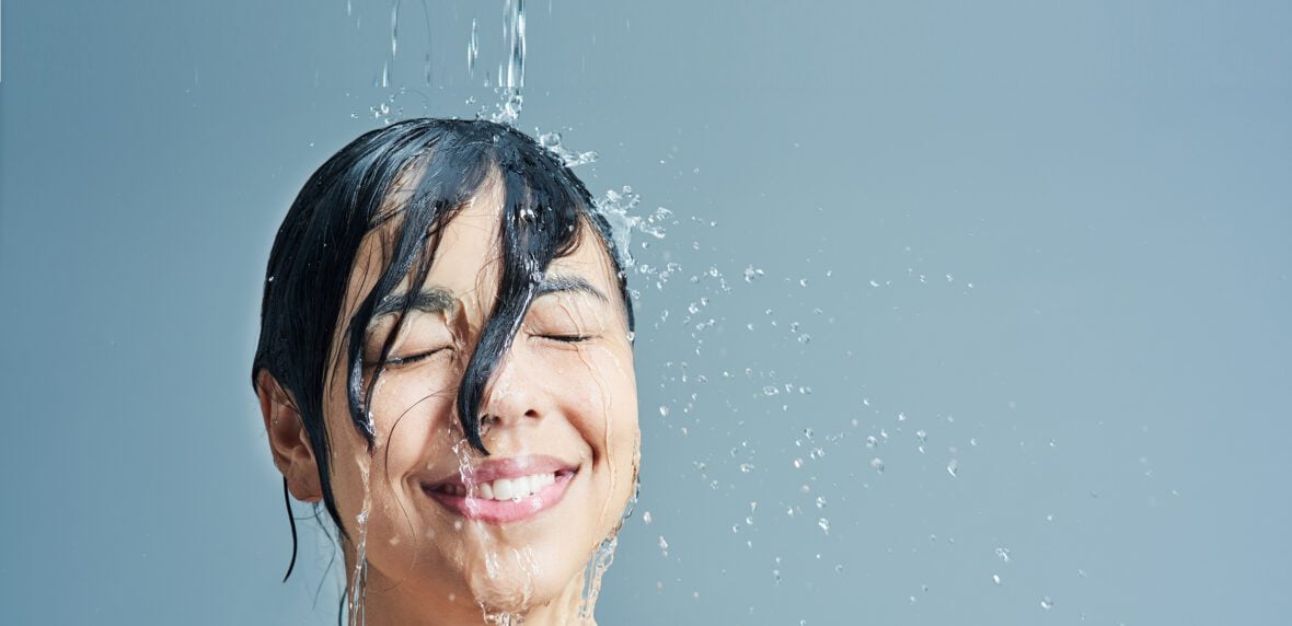 حمام کردن با آب سرد