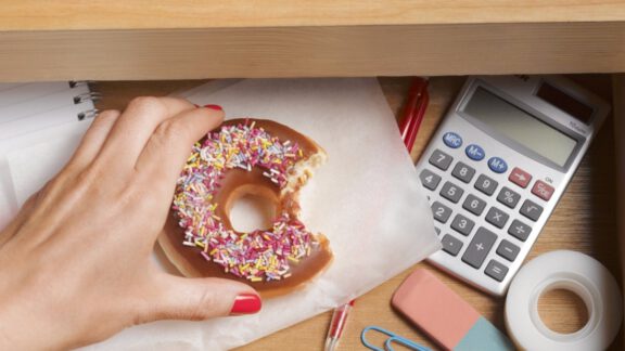 15 روش حذف عادتهای غذایی اشتباه