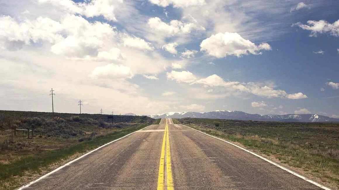 راهنمای برنامهریزی یک سفر جادهای با اتومبیل شخصی