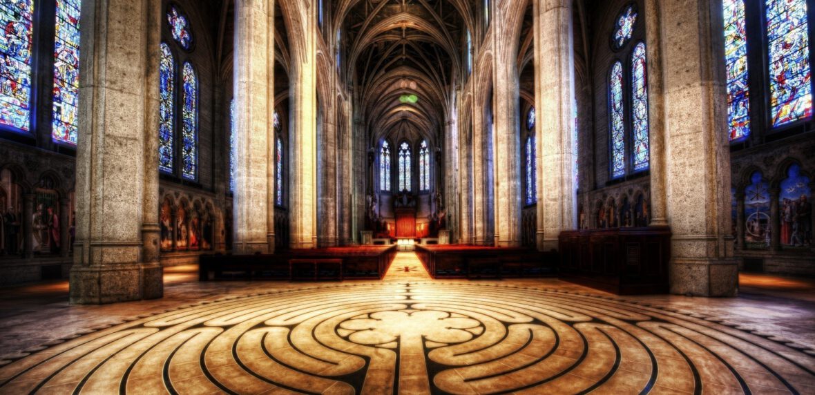 15 مورد از زیباترین کلیساهای جامع جهان