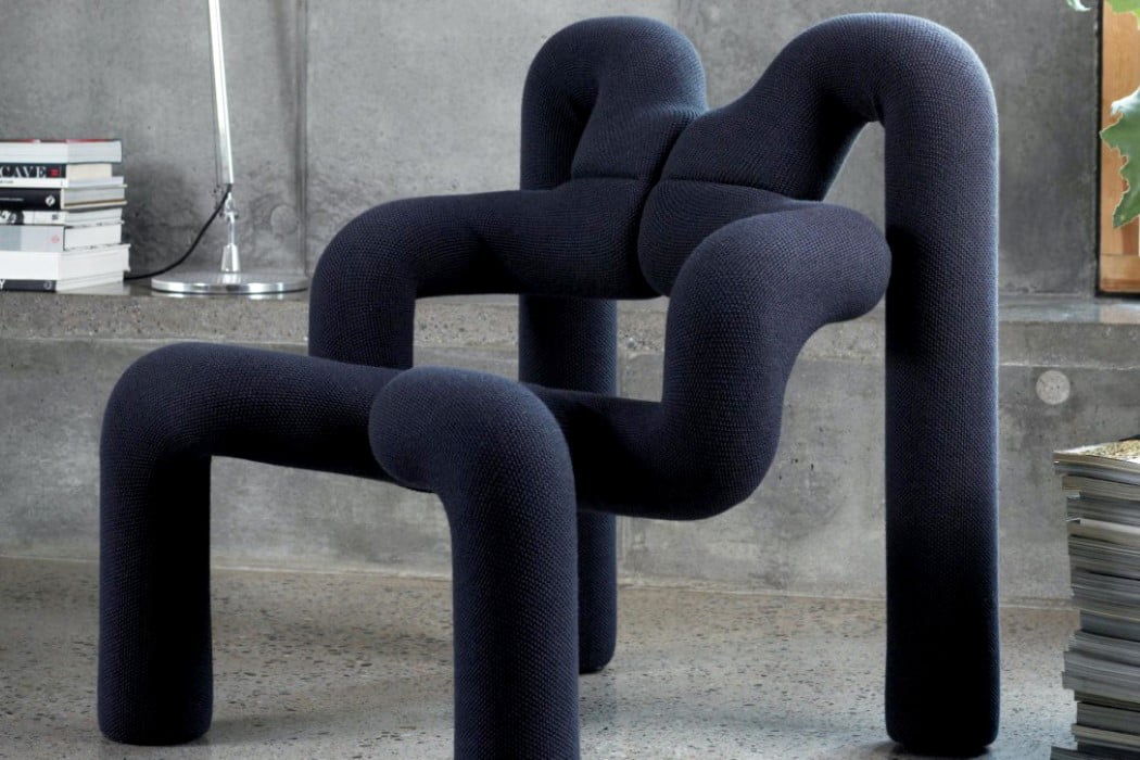 صندلی غیرعادی پست مدرن - رنگ مشکی و دکوراسیون صنعتی