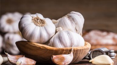 6 دلیل برای مصرف روزانه سیر