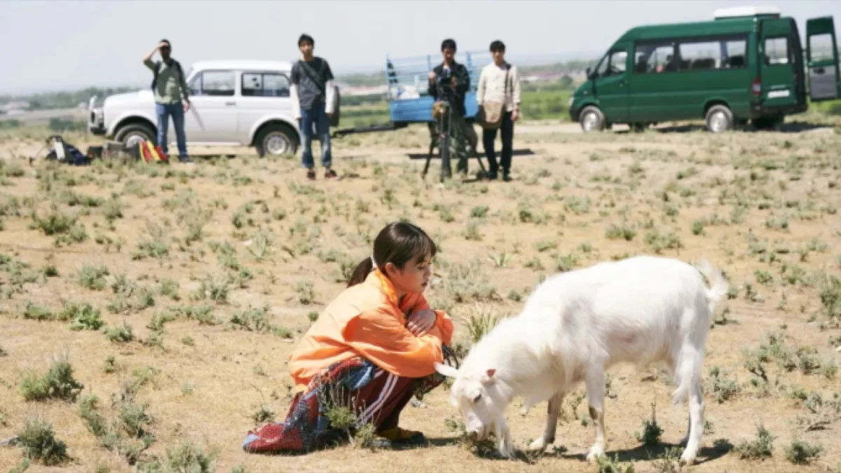 30 فیلم برتر سال 2020 - 23. To the Ends of the Earth