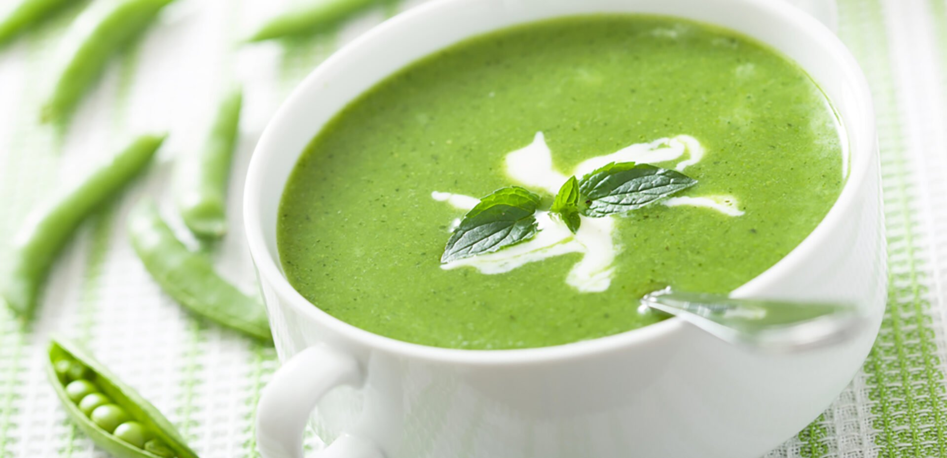 دستور تهیه سوپ نخود فرنگی تازه بهاری