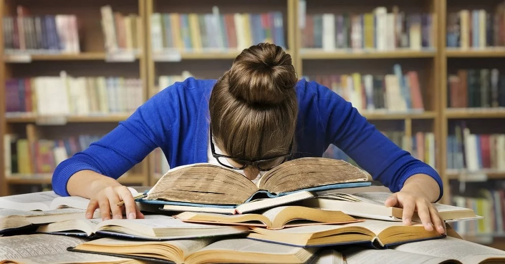 5 روش جذاب کتاب خوانی برای کسانی که این کار را کسل کننده می دانند