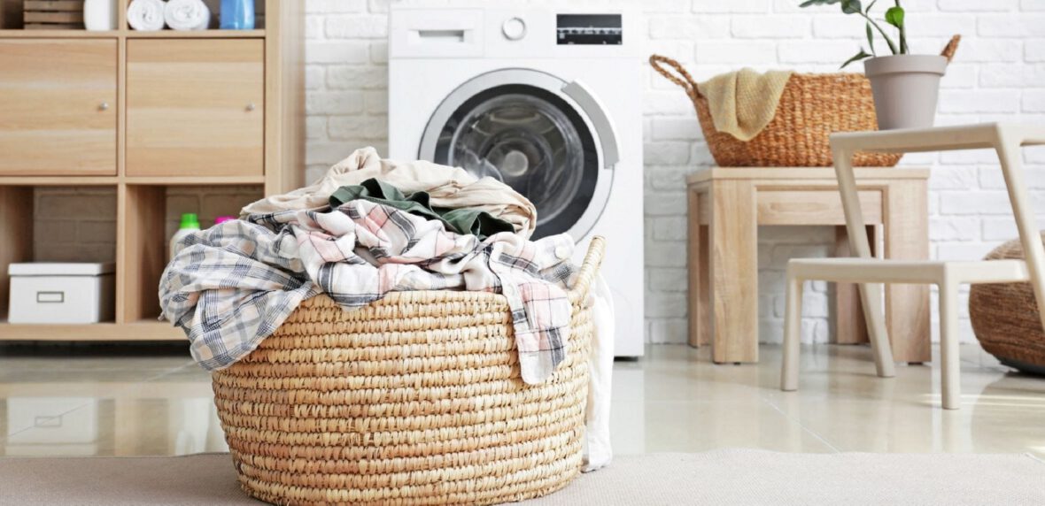 شستن لباس ها