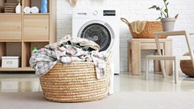 شستن لباس ها