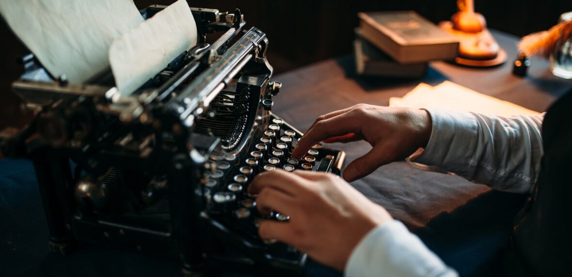 10 نویسنده برتر پرفروش ترین داستان های تاریخ