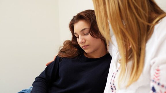 نقش والدین در آمادگی کودکان برای دوران امتحانات