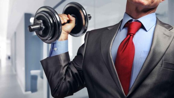 25 حرکت ورزشی اداری