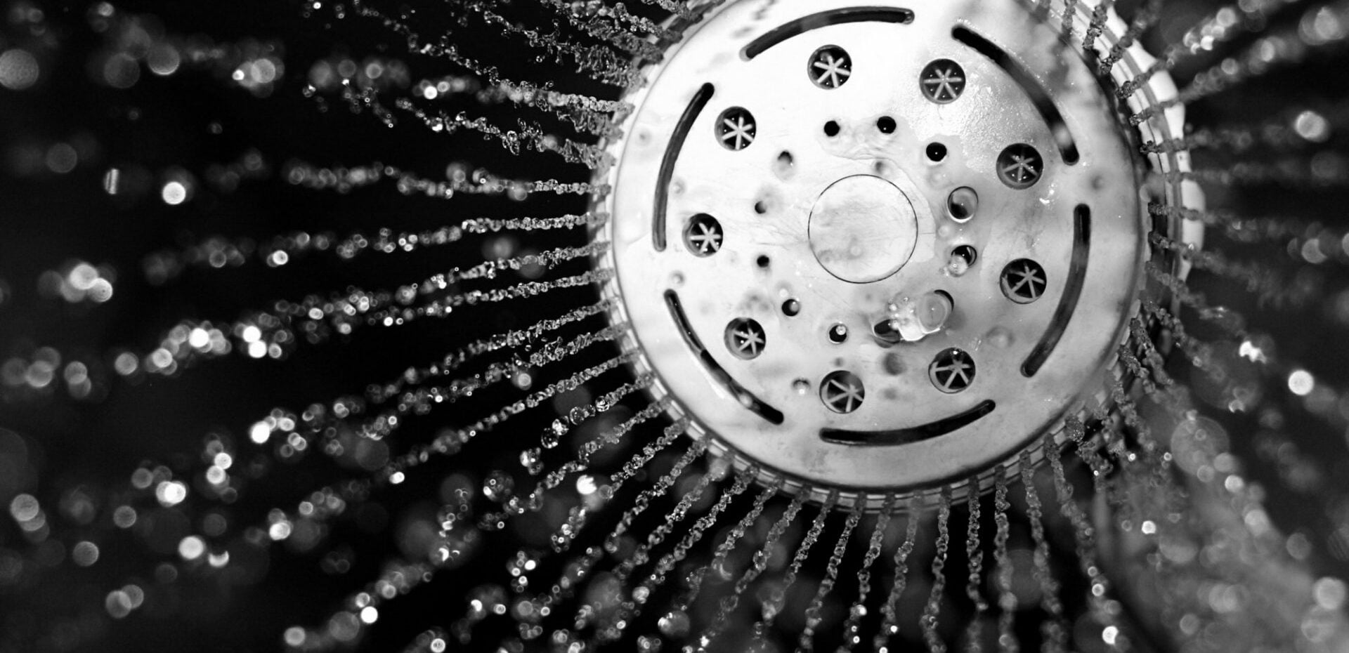 عوارض جانبی دوش گرفتن روزانه