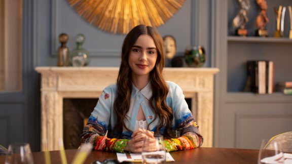 سریال Emily in Paris