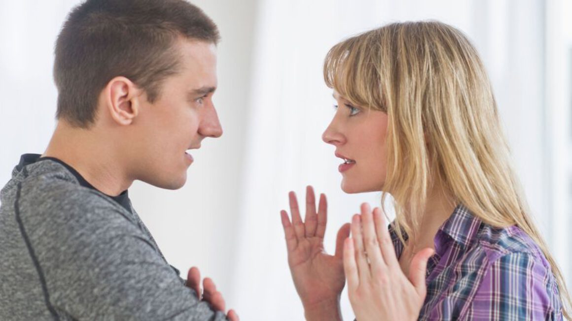 10 جمله مخرب رابطه عاشقانه که به روان شریک زندگی شما آسیب می زند