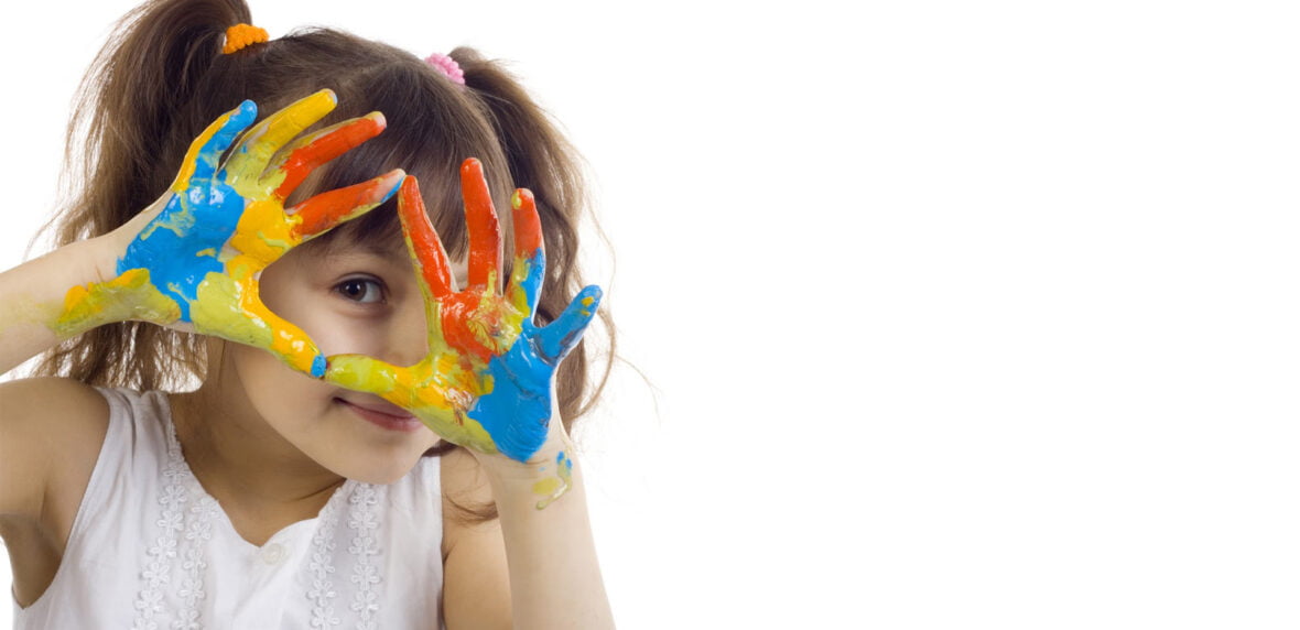 10 نشانه برای شناخت روان کودک از روی نقاشی