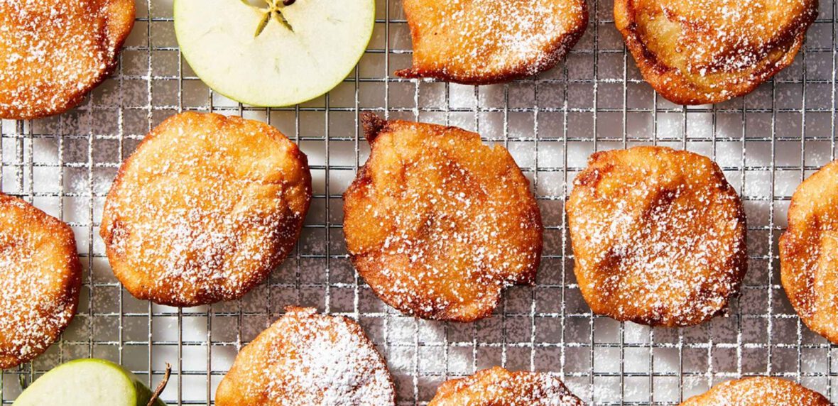 شیرینی بونوئلو با سیب سرخ شده